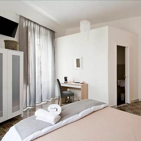 B&B Essenze Palermo Bagian luar foto