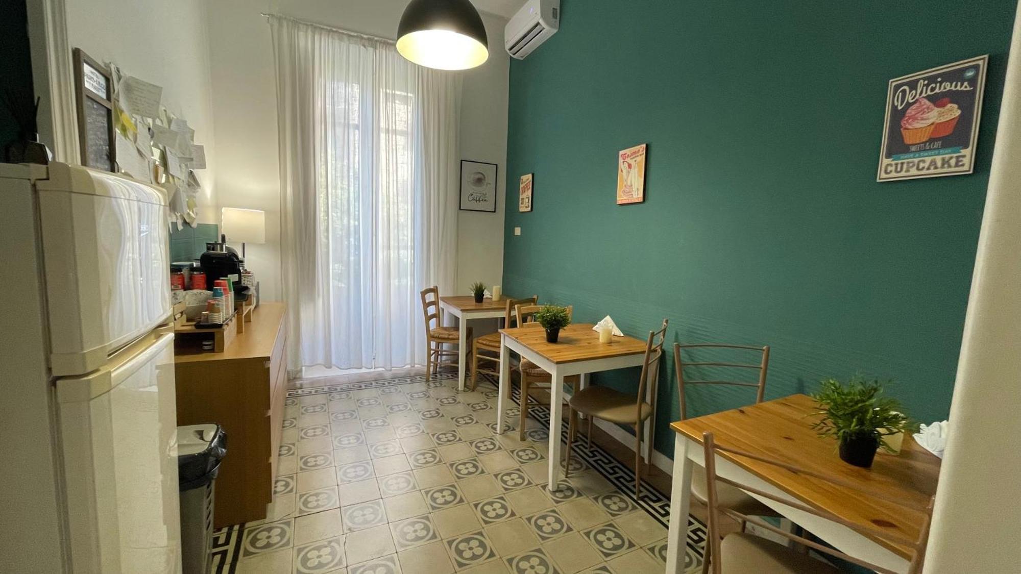 Bb Essenze Bed & Breakfast Palermo Bagian luar foto