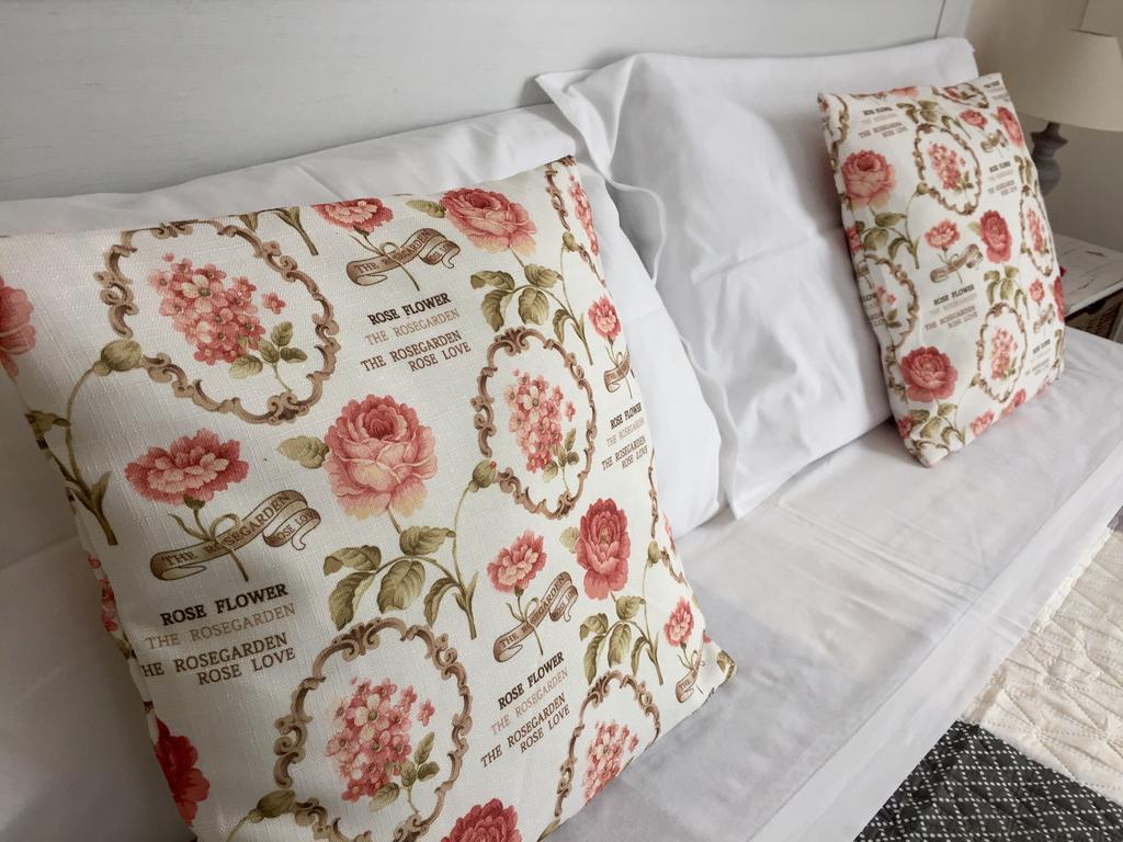 Bb Essenze Bed & Breakfast Palermo Bagian luar foto